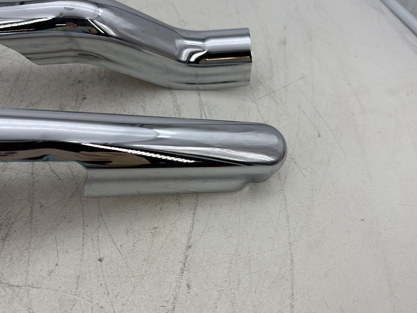 07 Harley Touring Electra Glide Ultra OEM Rear Left Right Fender Struts Bracket