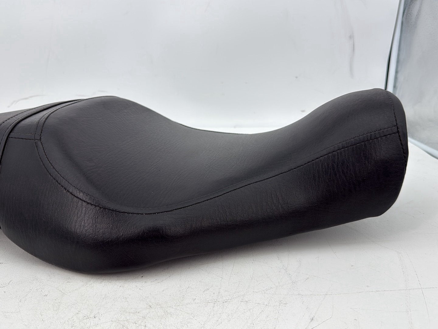 2005 Harley Sportster XL883C 883 Custom OEM Passenger Rider Driver Seat Saddle