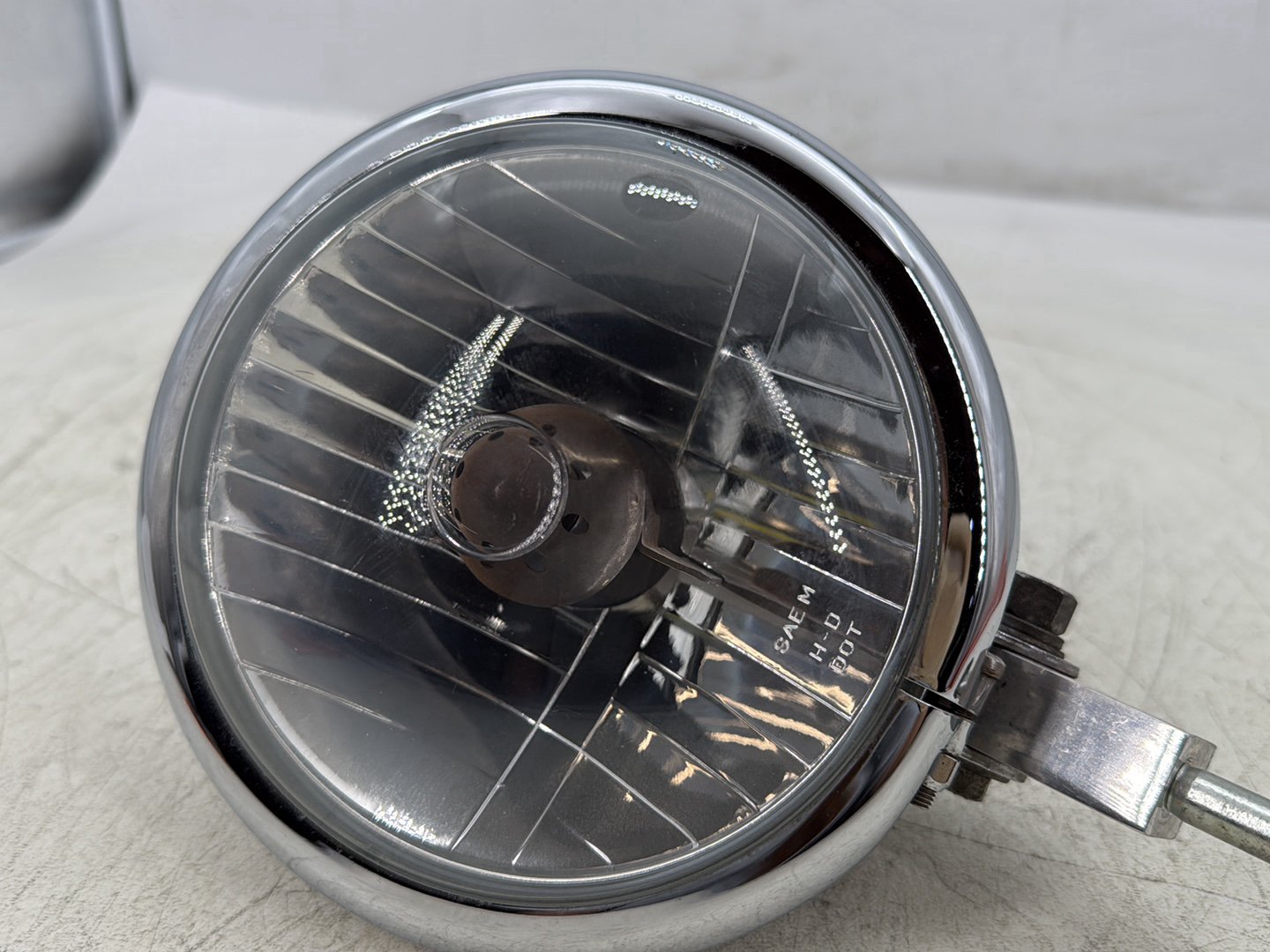 2012 Harley Dyna Super Glide Custom FXDCI OEM Headlight Headlamp Head Light Halogen