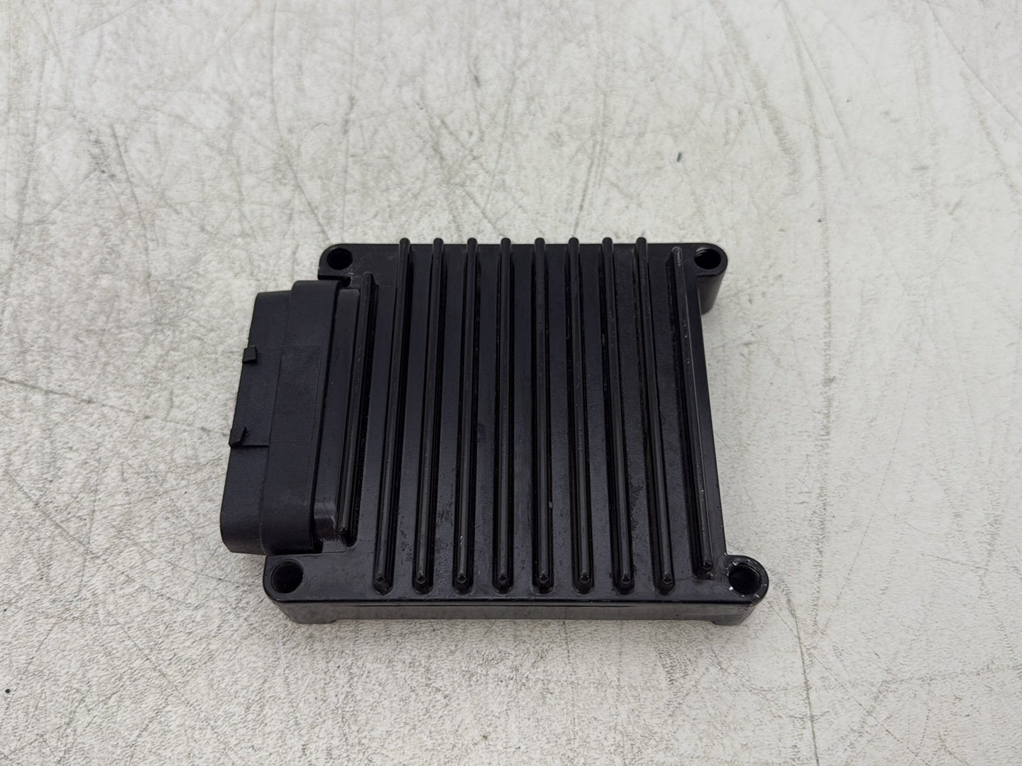 2004 Harley Dyna Super Glide FXDI OEM Engine Control Module Brain ECU ECM