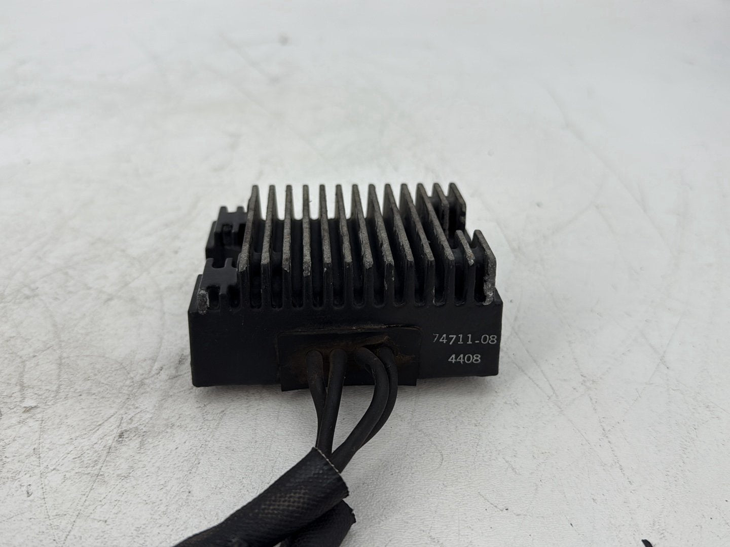 2009 Harley Sportster 883 Low XL883L OEM Voltage Regulator Rectifier
