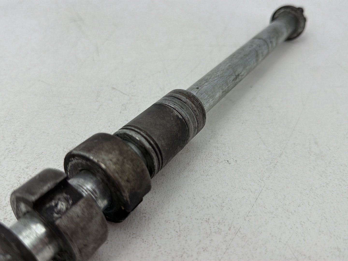 1986 - 1998 Harley-Davidson Softail Heritage Classic Rear Wheel Axle Bolt Shaft 41110-79A