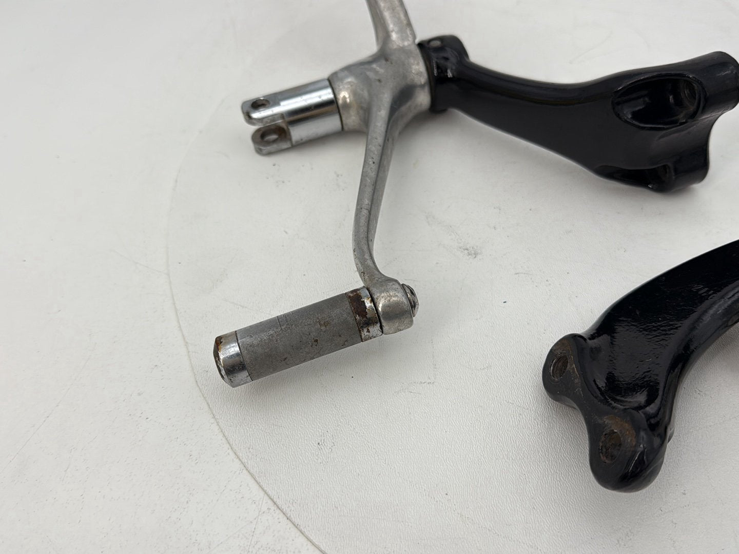 2004 - 2013 Harley-Davidson Sportster 883 Custom Left Right Foot Brake Control Pegs  	42651-04