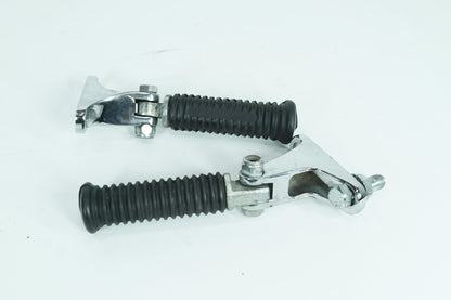 1983 - 1998 Harley-Davidson Dyna Super Glide Passenger Left & Right Foot Pegs 33189-63, 33048-72