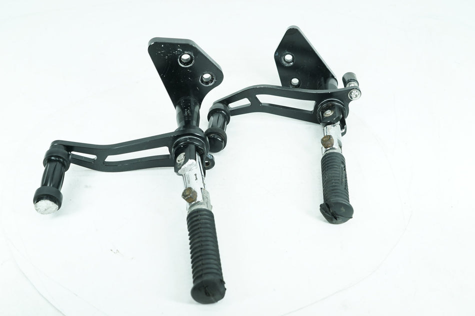 07 Harley Dyna FXD Super Glide Rider Left & Right Step Foot Peg Rest - Scratched
