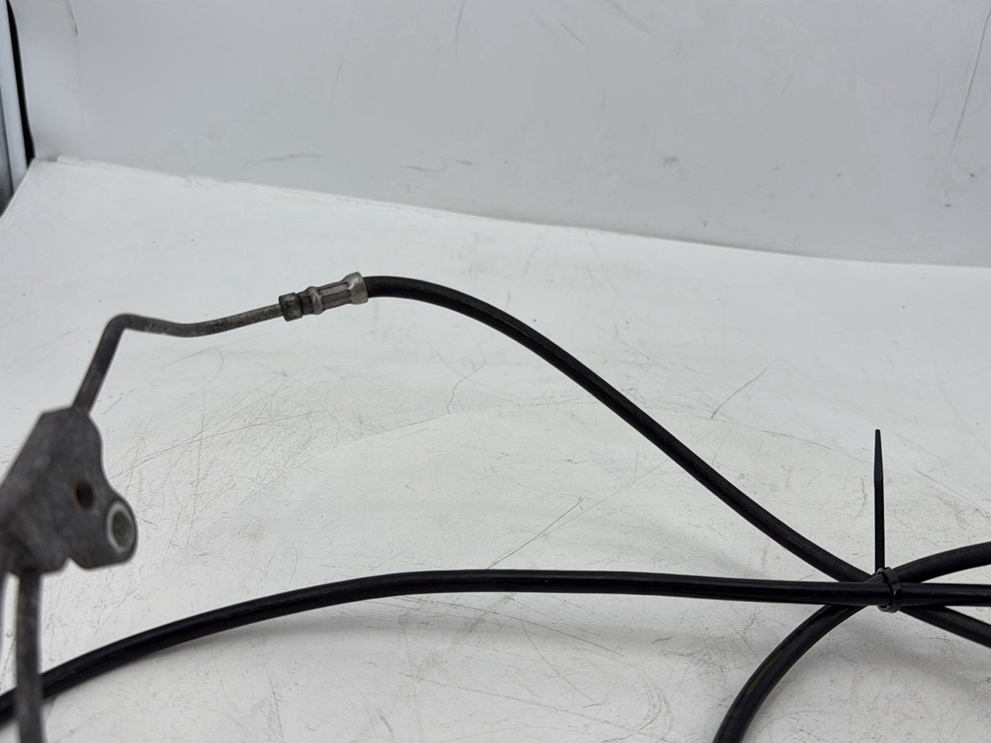 2008 Harley Electra Glide Touring Ultra FLHTCUI OEM Front Brake Hose Line Pipe NON-abs