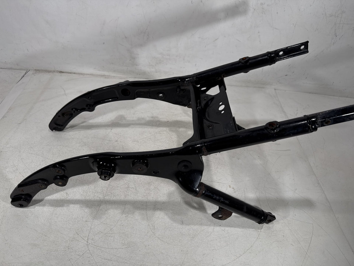 13 Harley Street Glide Touring FLHX OEM Rear Back Sub Frame Rail Bar 48079-09BHP