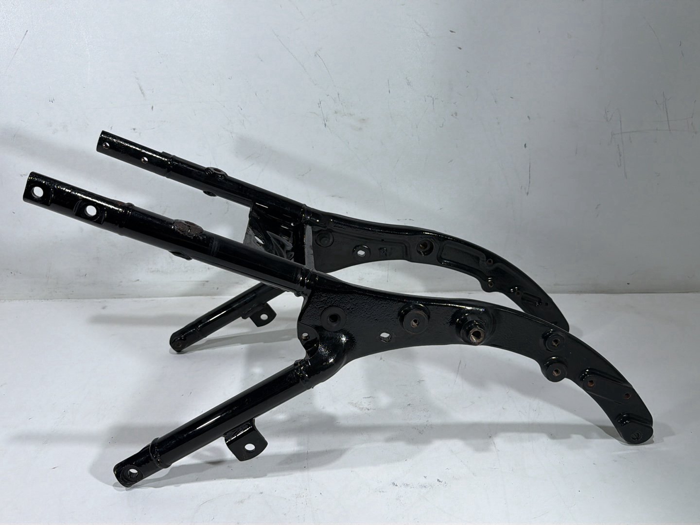 2009 Harley Street Glide Touring FLHX OEM Rear Sub Frame Subframe Tail Rail