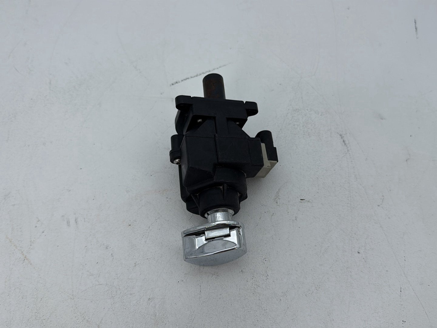 2014 Harley Electra Glide Touring CVO Screamin Eagle OEM Ignition Switch Cylinder Barrel Lockset NOKey