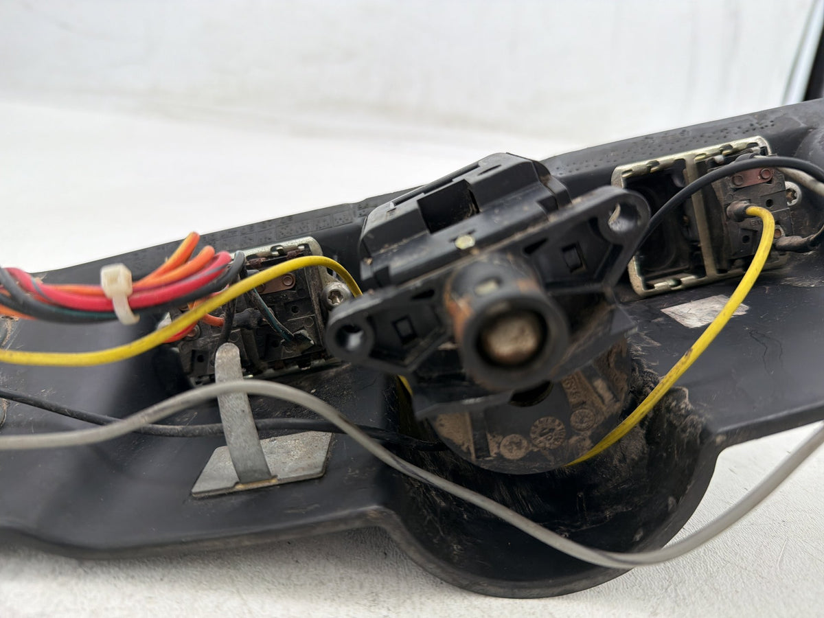 2011 Harley Street Glide Touring FLHX-103 OEM Fuel Gas Tank Dash Console NOKey