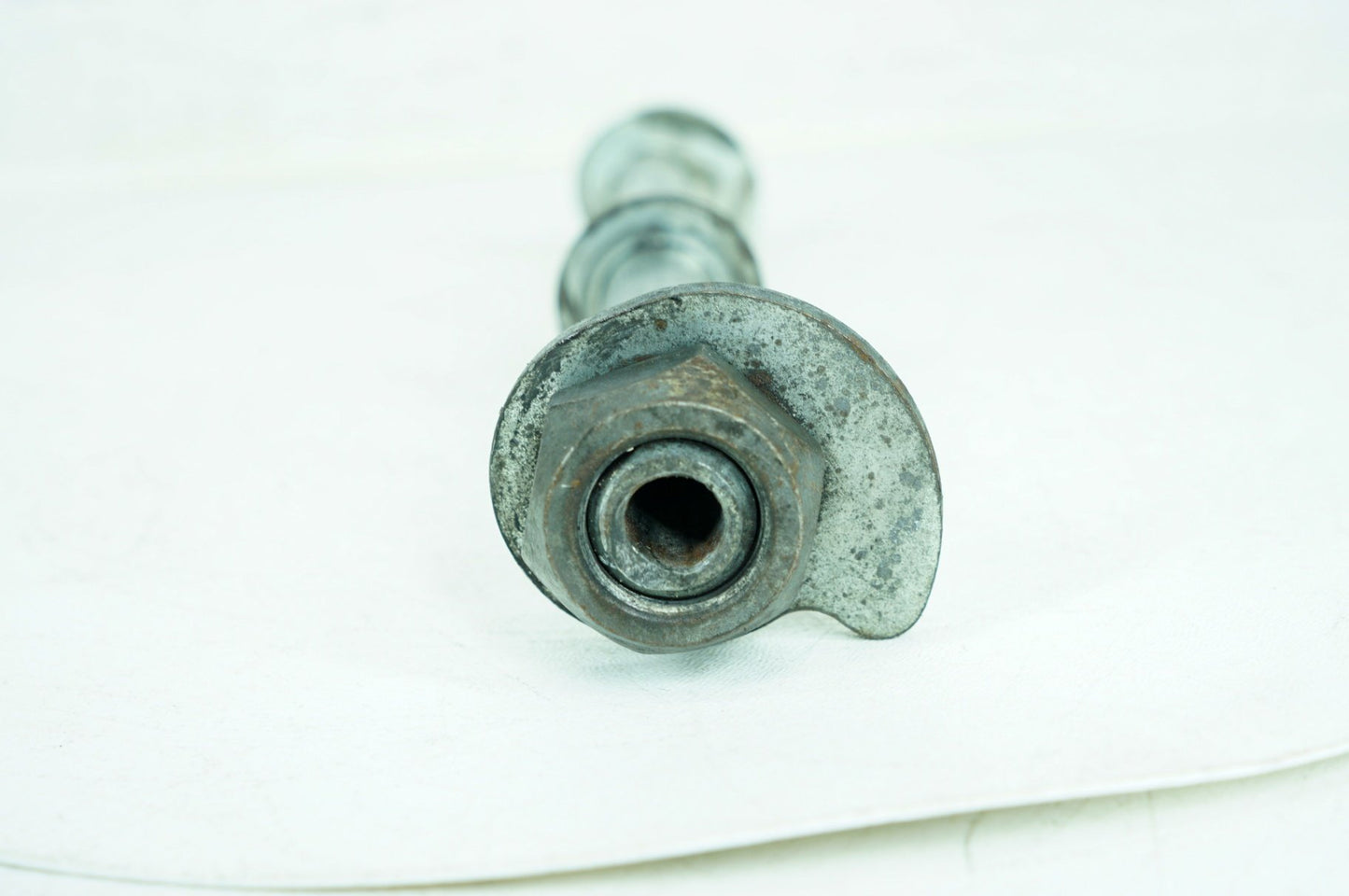 2017 - 2025 Harley-Davidson Touring Electra Glide Ultra Rear Wheel Axle Bolt Shaft 43000002