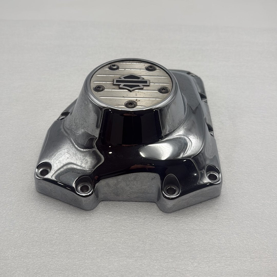 2007 - 2012 Harley-Davidson Touring Street Glide Crankcase Shaft Engine Motor Cover 25362-01B