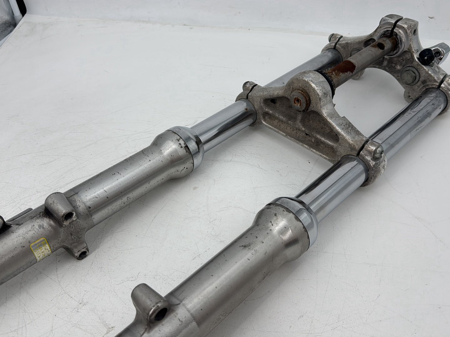 2009 Harley Sportster 1200 Low OEM Front Triple Tree Set LH RH Fork Legs Sliders