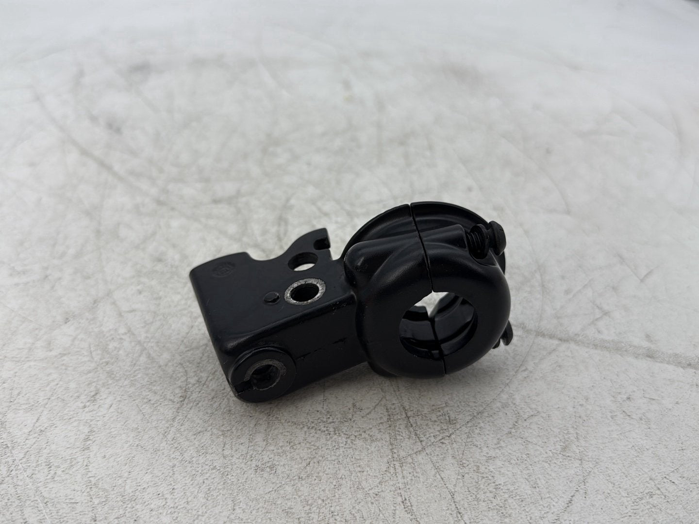 2013 Harley Heritage Softail Classic FLSTC OEM Clutch Hand Lever Clutch Perch 38608-96