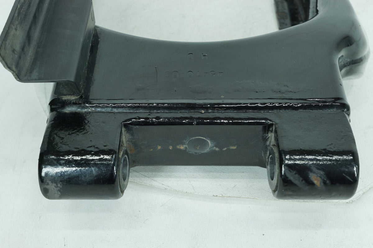 2010 Harley Touring FLHTCU Electra Glide Ultra OEM Rear Fork Swingarm Swing Arm