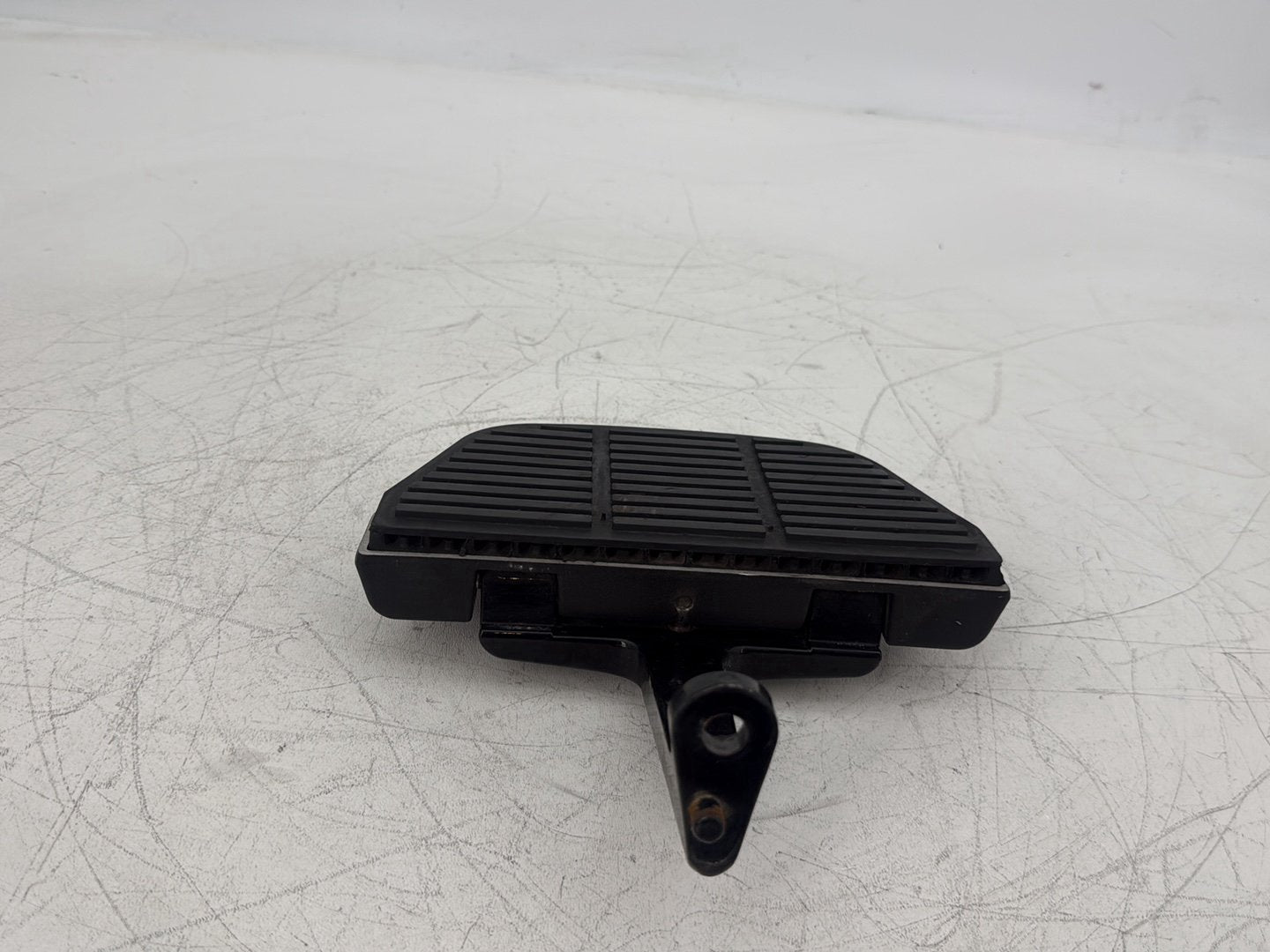 2004 Harley Touring FLHT Electra Glide OEM 1 Passenger Floorboard Foot Rest