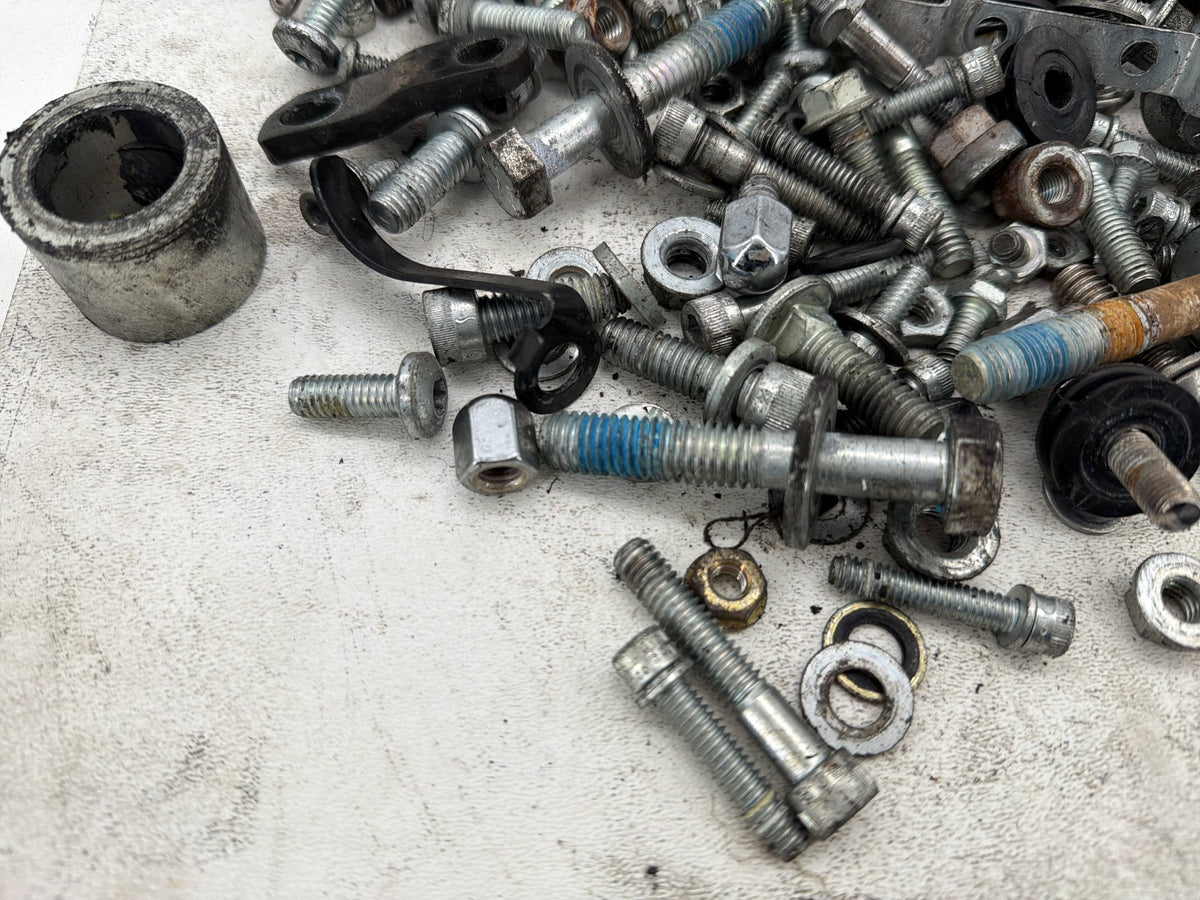 2011 Harley Softail Deluxe FLSTN OEM Hardware Bolts Nuts & Brackets