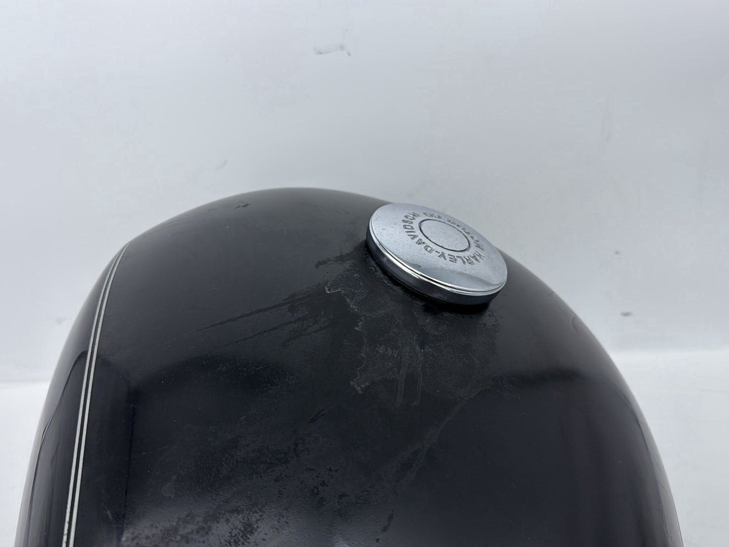 2004 - 2013 Harley-Davidson Sportster 883 Custom Fuel Gas Tank Gasoline Reservoir 62213-04
