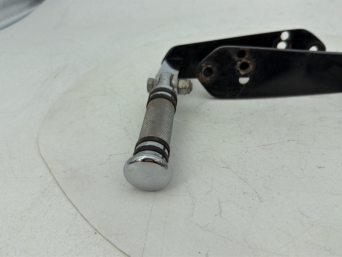2007 - 2017 Harley-Davidson Dyna Super Glide Custom Front Right Left Highway Foot Pegs 49354-01