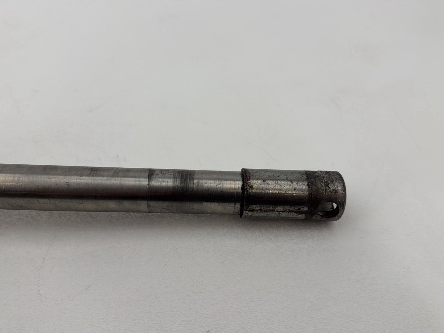 2013 Harley Street Glide Touring FLHX OEM Front Wheel Axle Bolt Shaft