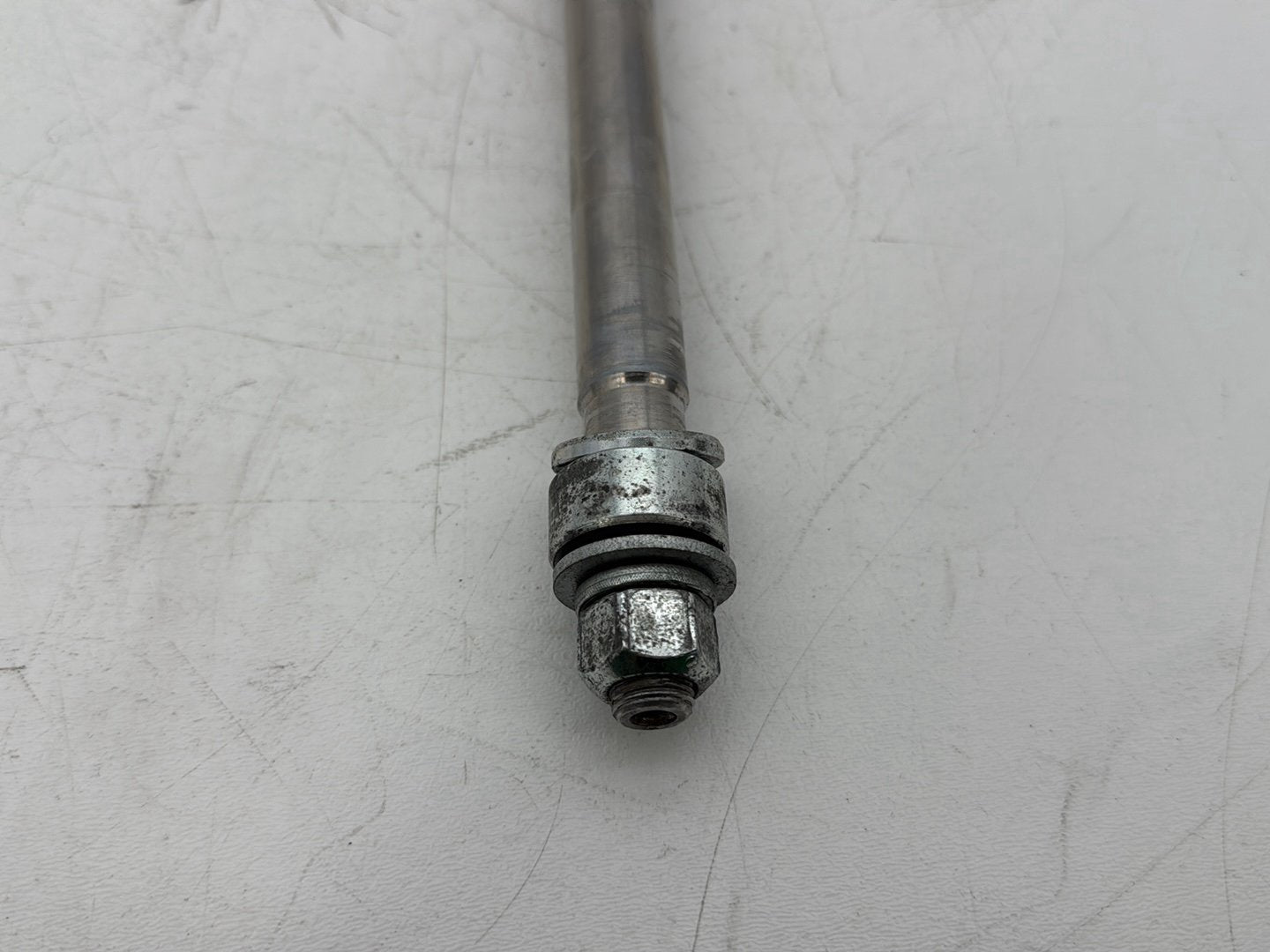 2002 Harley Dyna FXD Super Glide OEM Front Wheel Axle Bolt Shaft