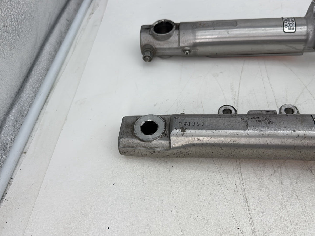 2008 Harley Sportster XL883L OEM Front Triple Tree Set & LH RH Fork Legs Sliders