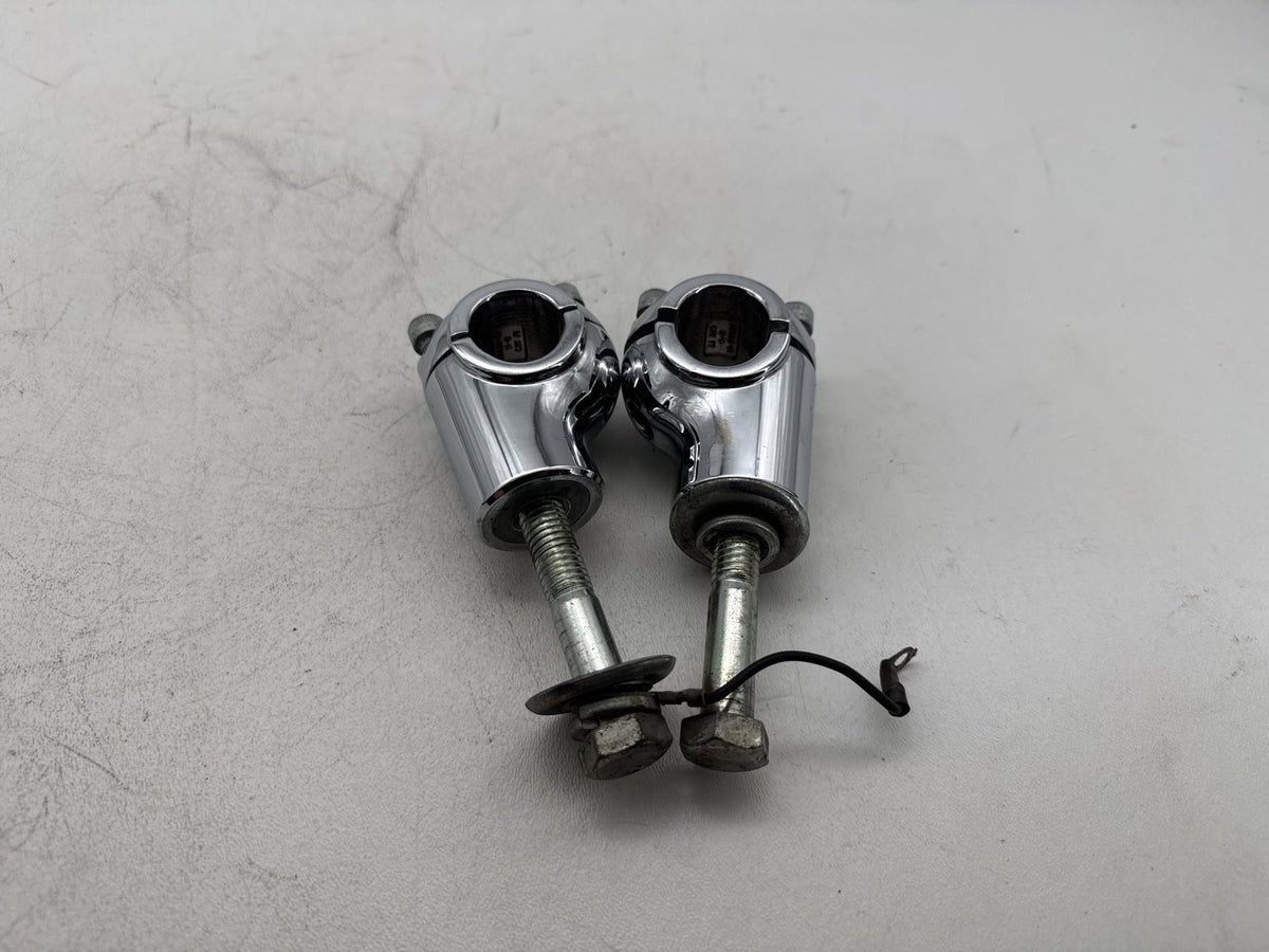2008 Harley Softail Custom FXSTC OEM Front Handlebar Risers Riser 55984-07