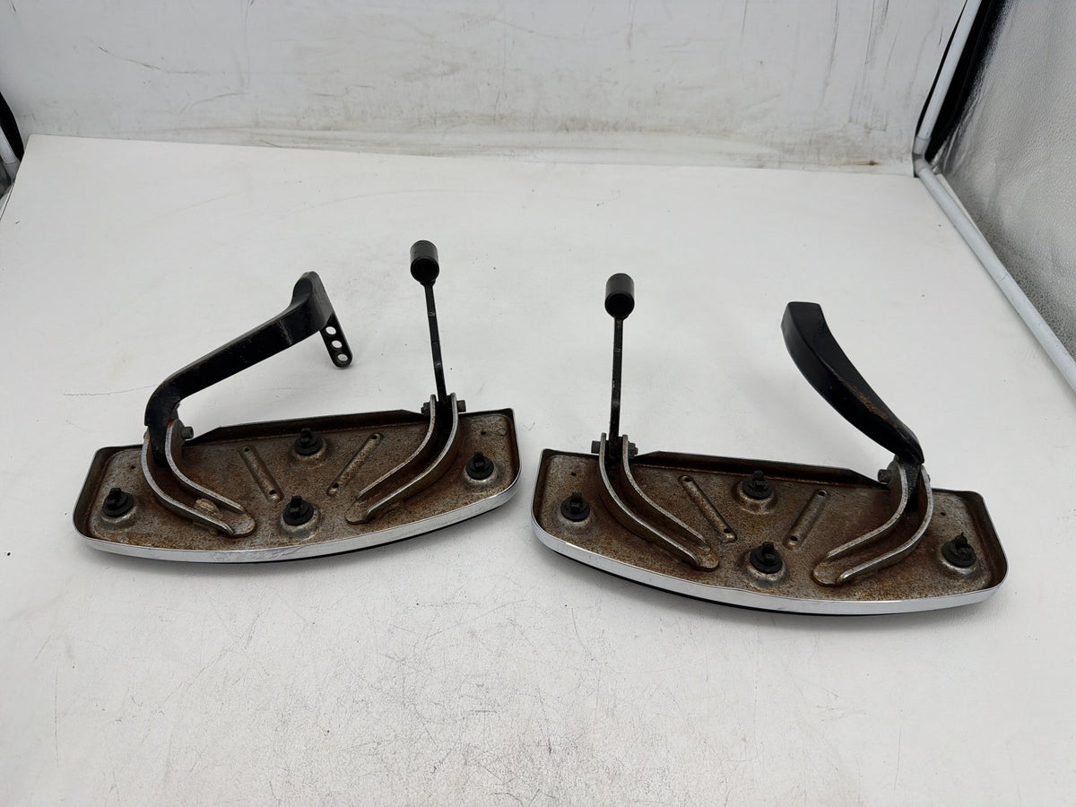 02 Harley Electra Glide Touring FLHT OEM Left Right Driver Floorboard Foot Rest