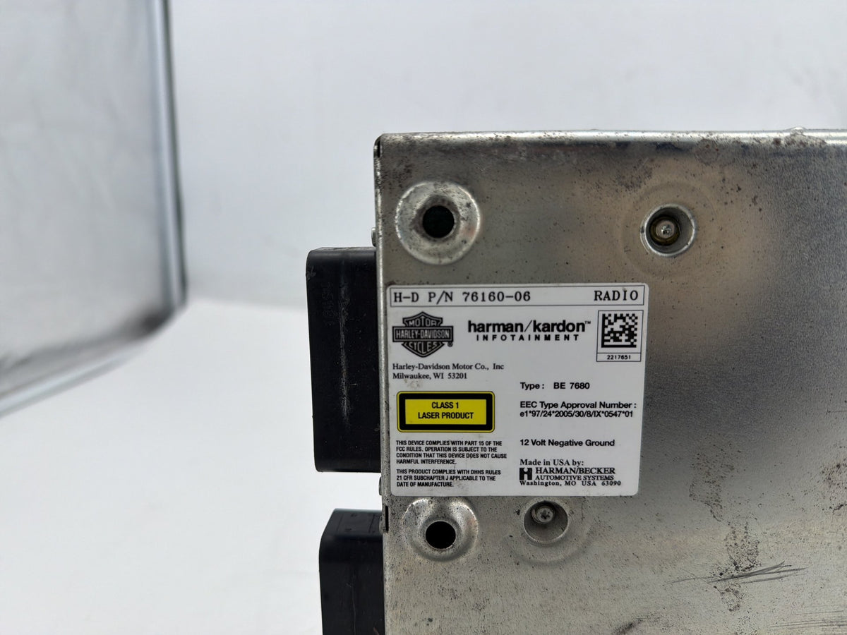 2011 Harley Electra Glide Touring Ultra OEM Harman Kardon Radio Player