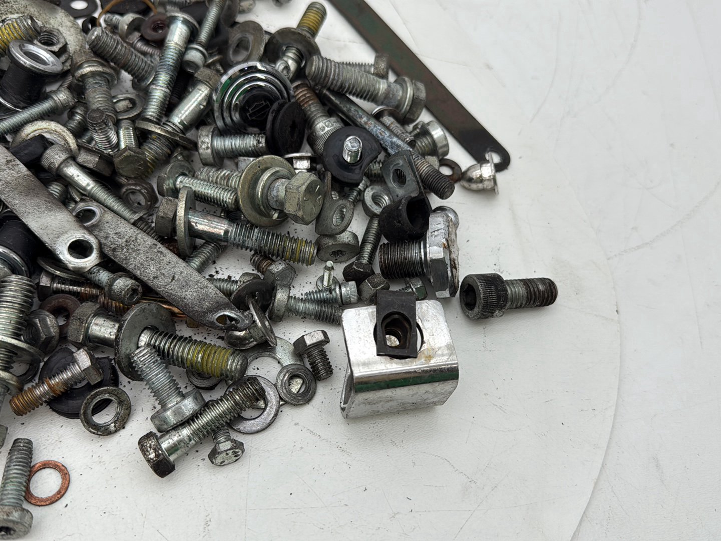 2005 Harley Touring FLHRCI Road King Classic OEM Hardware Bolts Nuts & Brackets