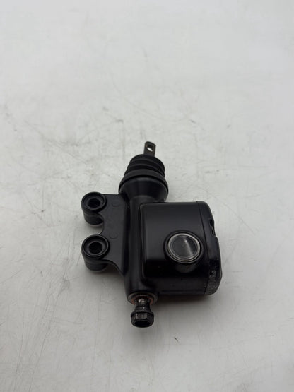 2007 - 2012 Harley-Davidson Touring Electra Glide Classic Rear Brake Master Cylinder Reservoir 41763-08