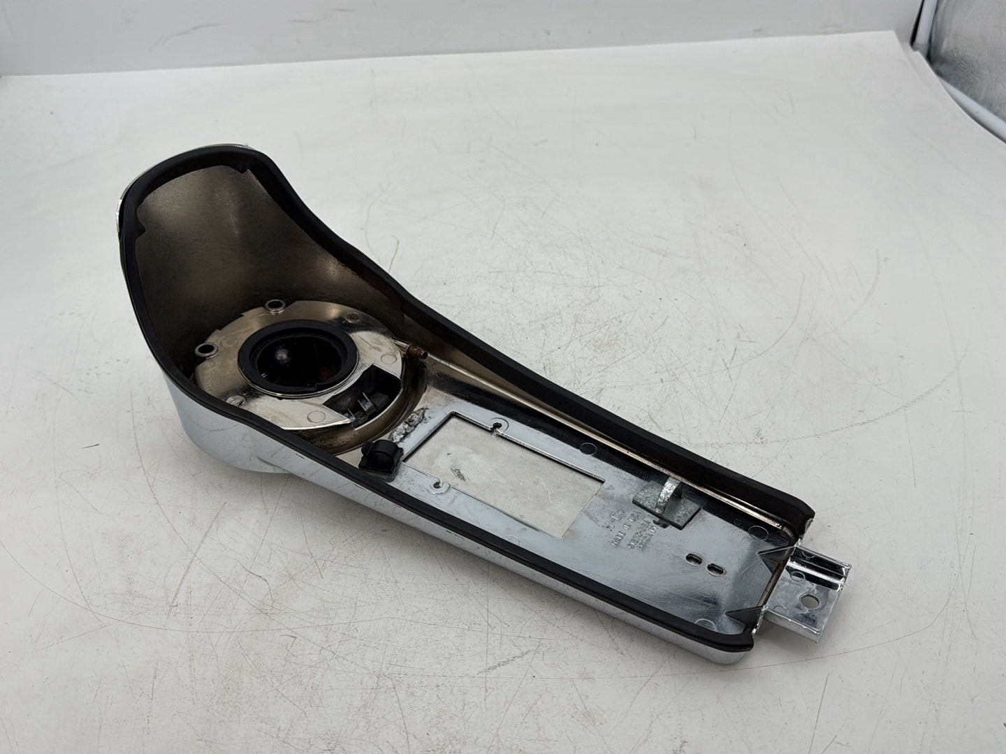 2007 Harley Touring FLHTCU Electra Glide Ultra OEM Fuel Gas Tank Dash Console NOKey