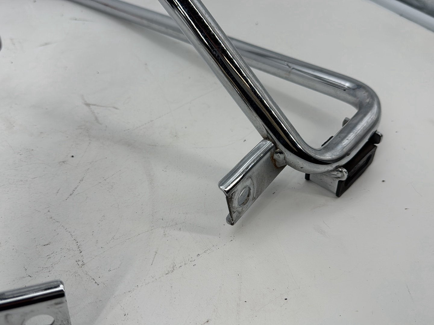 2007 - 2012 Harley-Davidson Touring Road Glide Rear Left Right Saddlebag Guard Rails Bar 	49206-09