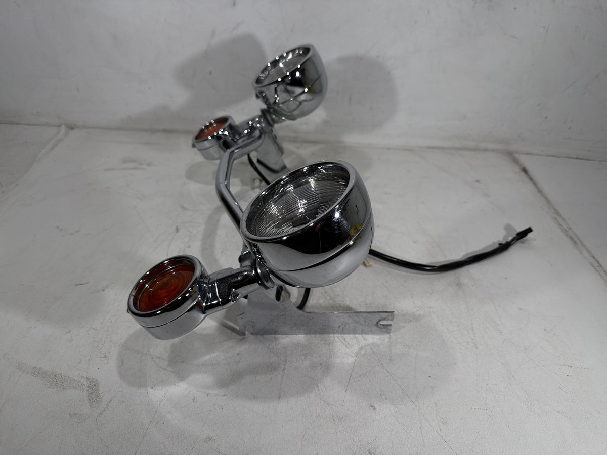 01 Harley Electra Touring Classic OEM Front Turn Signal Indicators Aux Light Bar