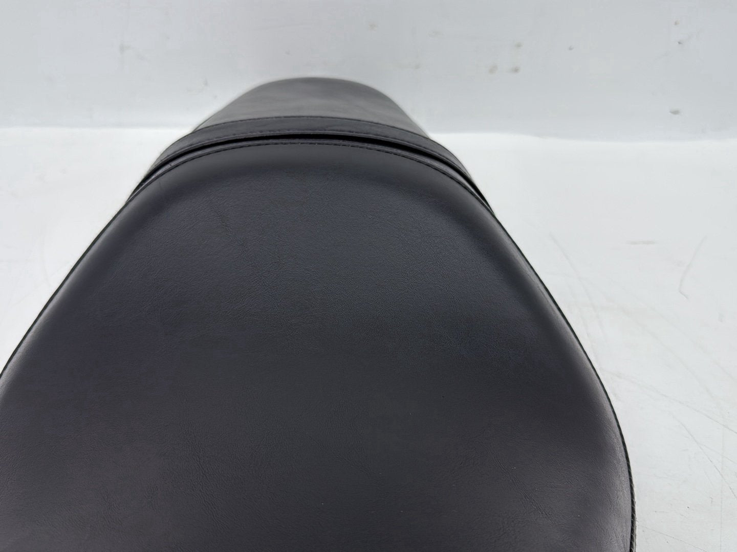 2004 - 2013 Harley-Davidson Sportster 1200 Custom Passenger Rider Driver Seat Saddle