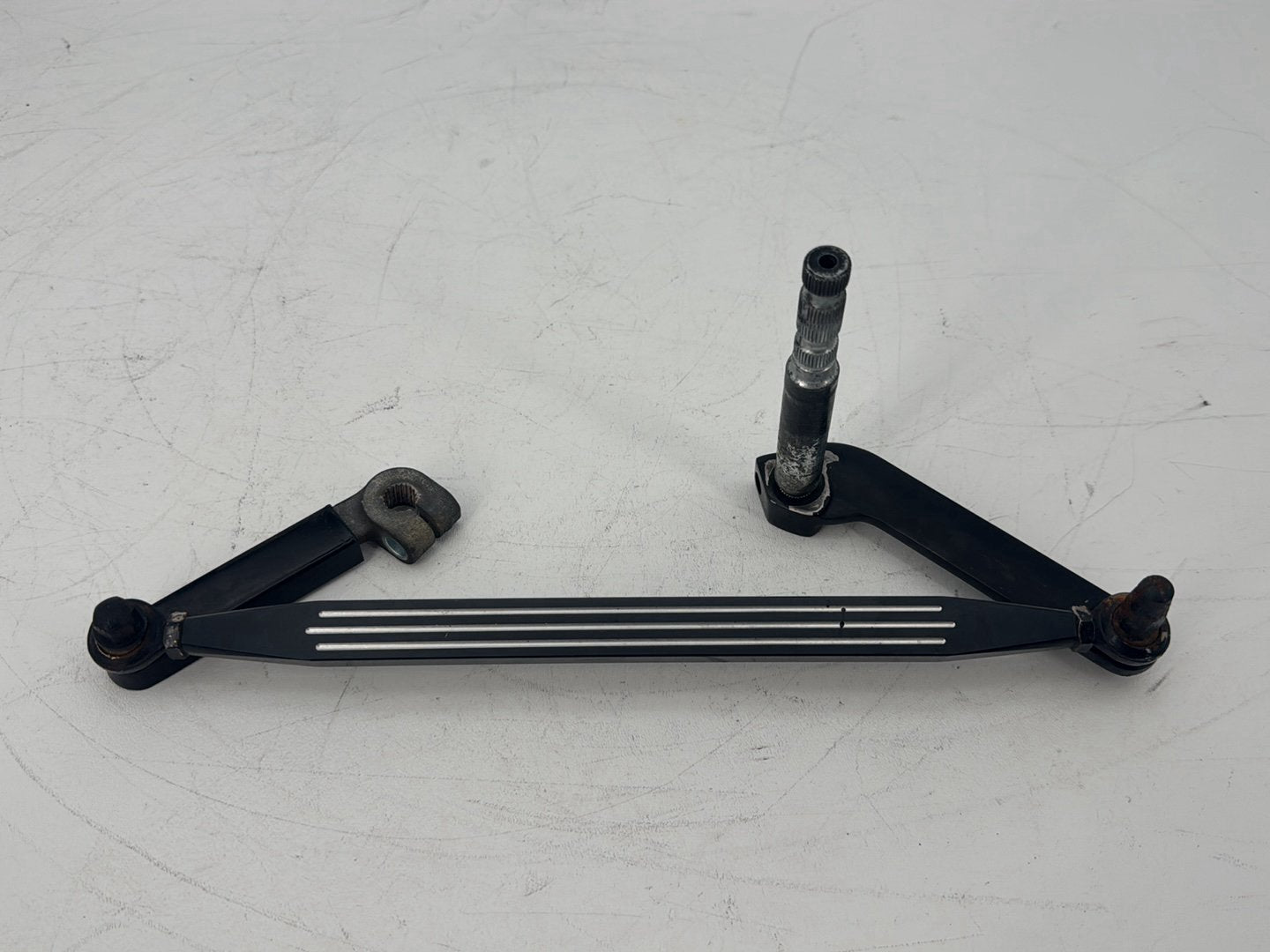 2008 Harley Touring FLHT Electra Glide OEM Gear Shifter Lever w/ Rod linkage