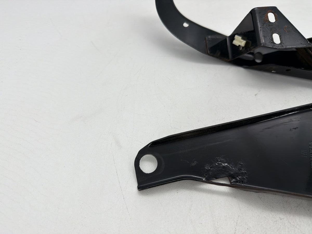 2012 Harley Electra Glide Touring Ultra OEM Right Left Fairing Support Brackets