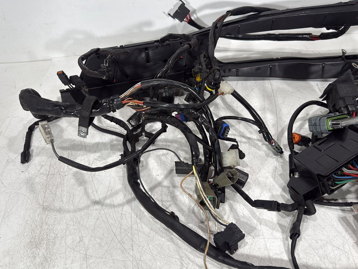 2006 Harley Touring FLHRI Road King OEM Main Wire Wiring Harness Loom