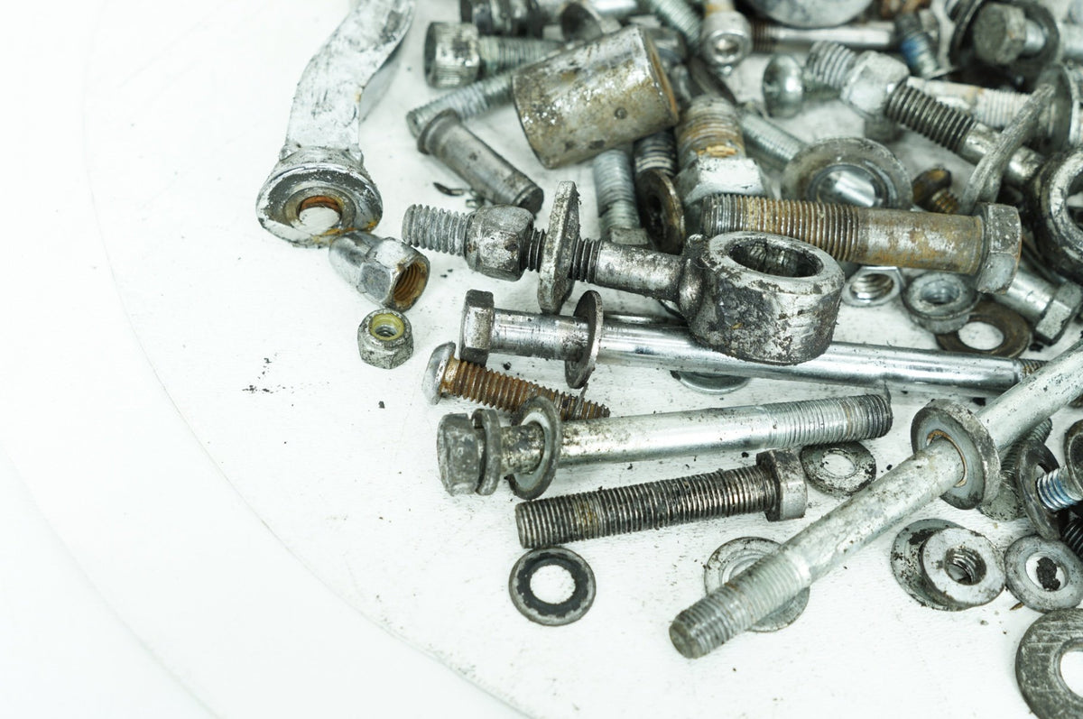 1999 Harley-Davidson Sportster XL1200 S - Hardware Bolts Nuts & Brackets