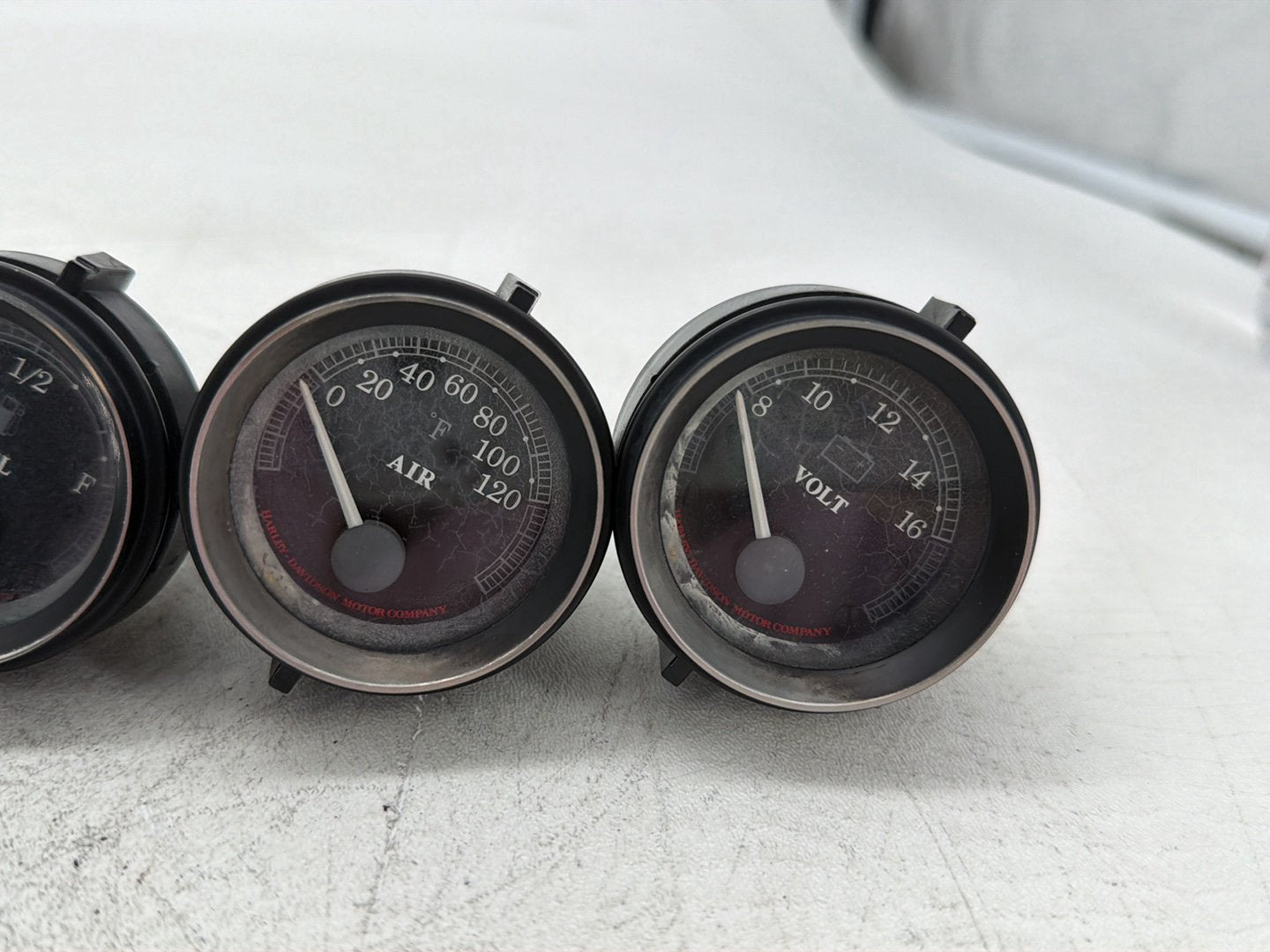 05 Harley Electra Glide Touring Ultra Air Oil Volt Fuel Tacho Speedo Gauges 45K