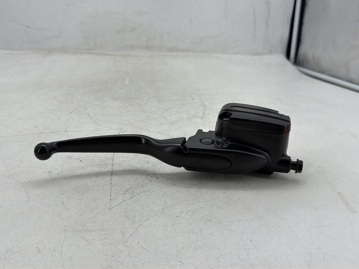 2018 Harley Road Glide Touring FLTRXS OEM Front Right Brake Lever Master Cylinder