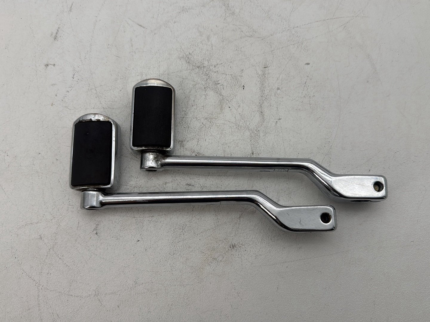 2007 Harley Touring FLHTP Electra Glide Police OEM Gear Shifter Lever Pedal Pedals