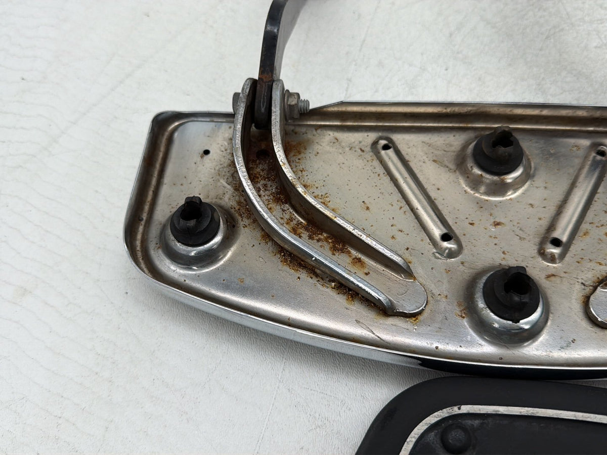 2011 Harley Electra Touring Ultra Left Right Driver & Pass Floorboard Foot Rest