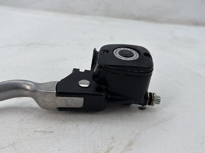 2007 Harley Street Glide Touring FLHX OEM Front Right Brake Lever Master Cylinder