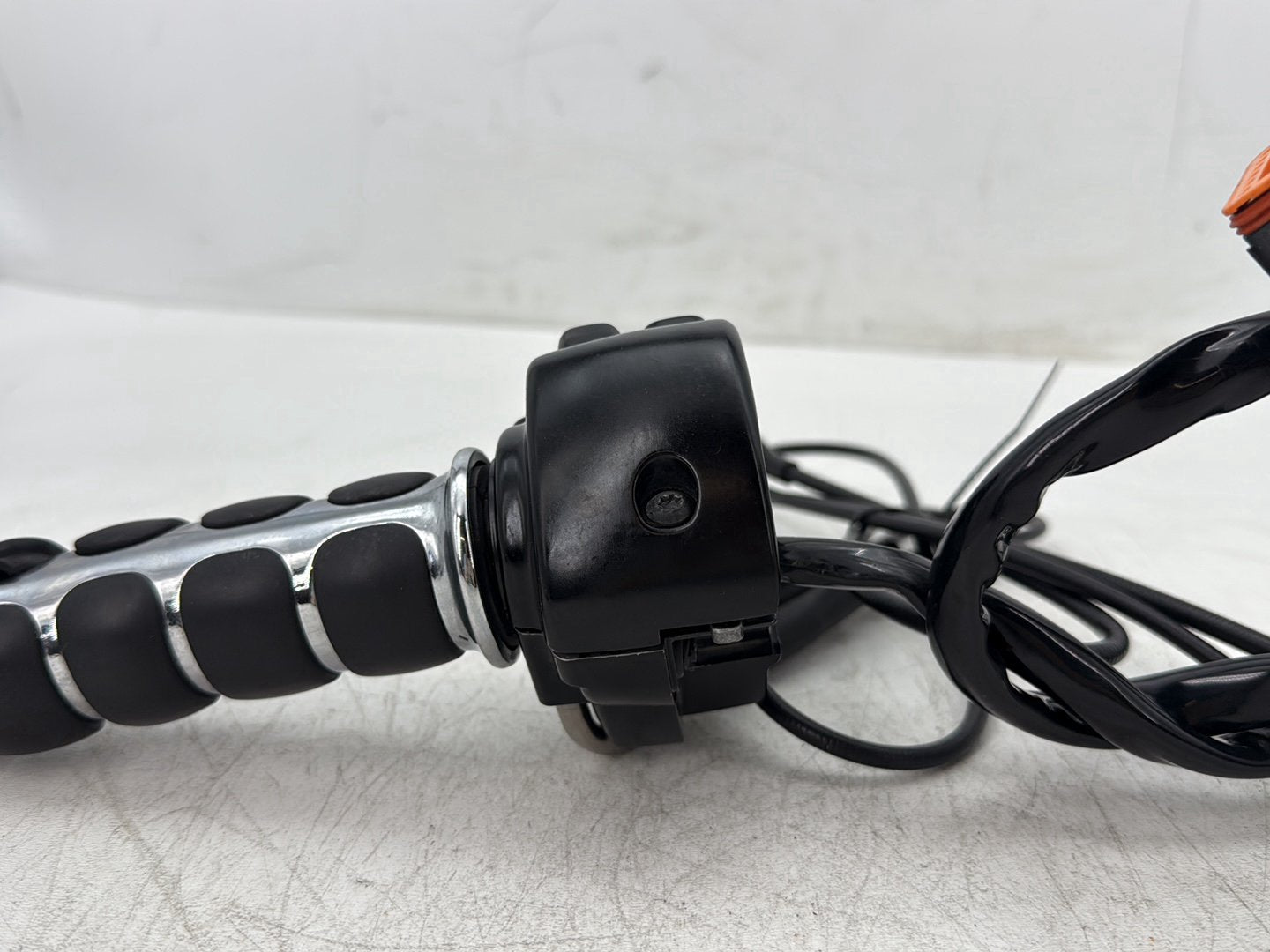 2005 Harley Electra Glide Touring Ultra FLHTCUI OEM Right Engine Start Kill Switches Controls