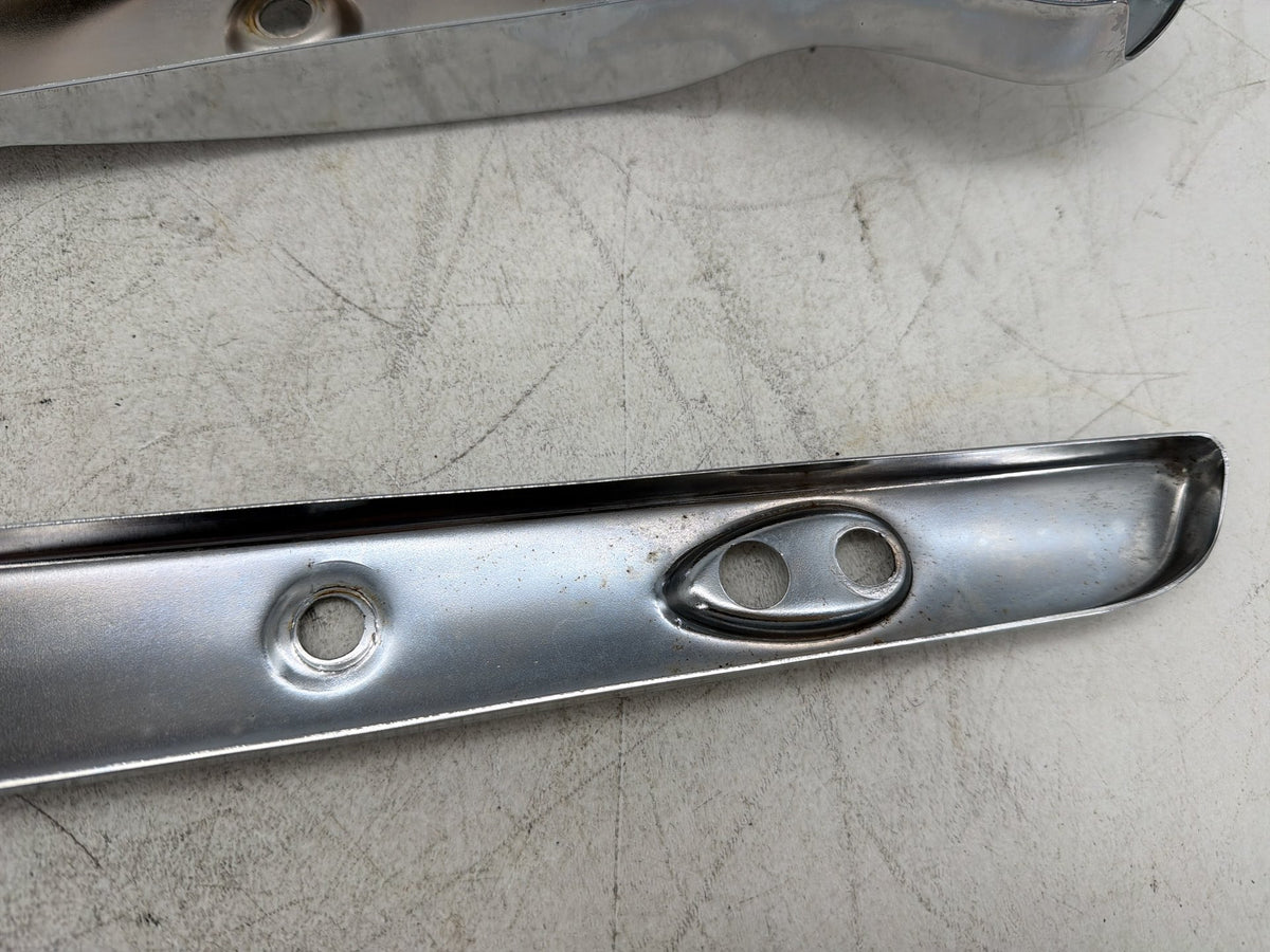 2012 Harley Dyna Fat Bob FXDF 103 OEM Rear Left Right Fender Struts Bracket