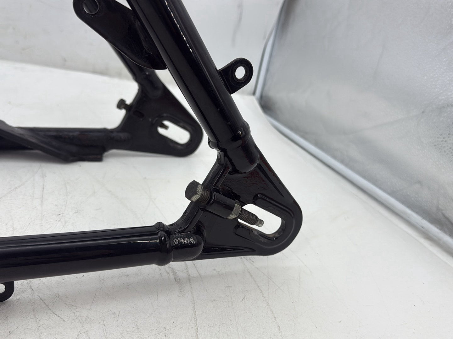 2006 Harley Softail FLSTCI Heritage Classic OEM Rear Fork Swingarm Swing Arm