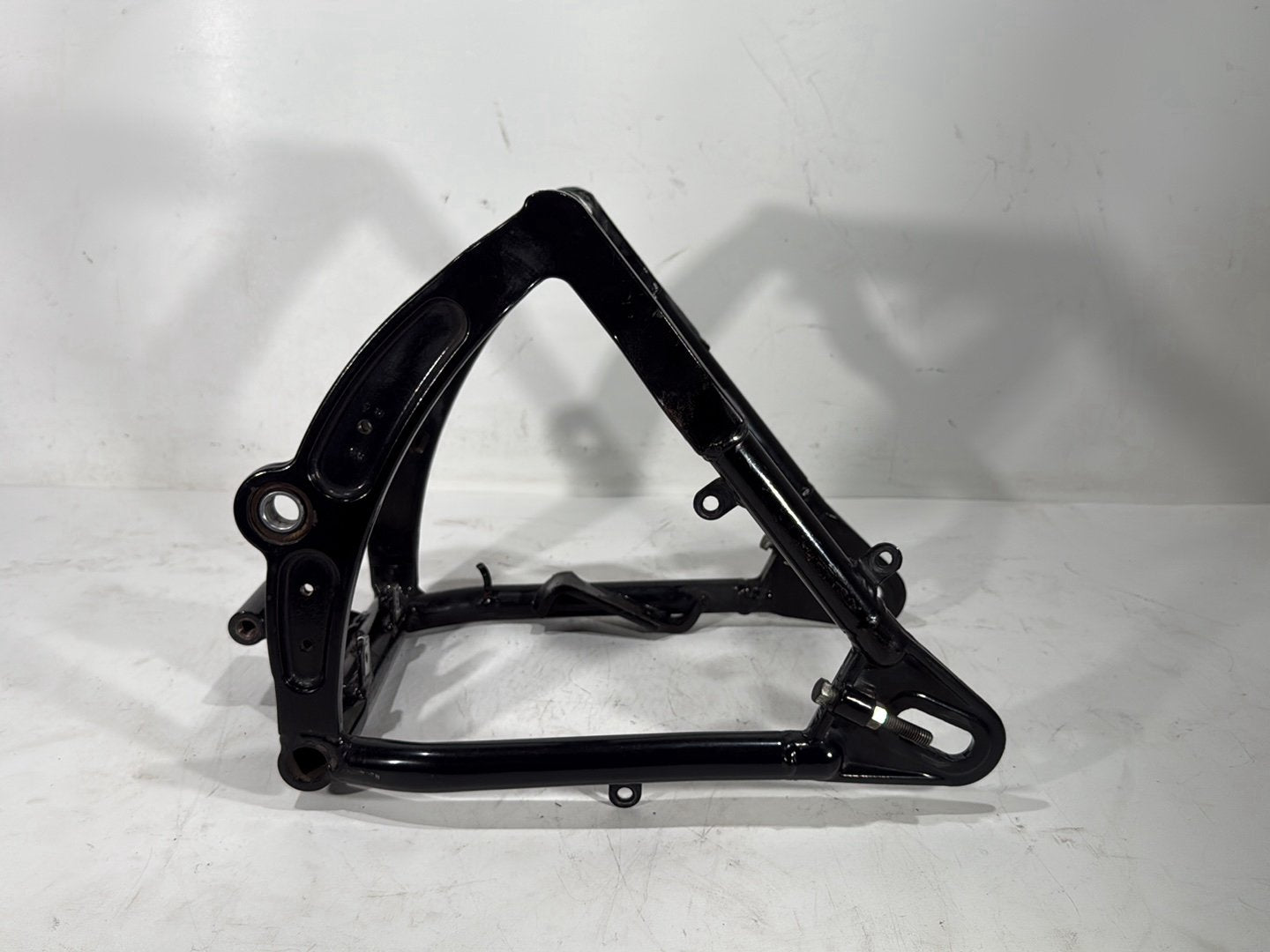 1997 Harley Softail Fat Boy FLSTF OEM Rear Fork Swingarm Swing Arm 47573-89B