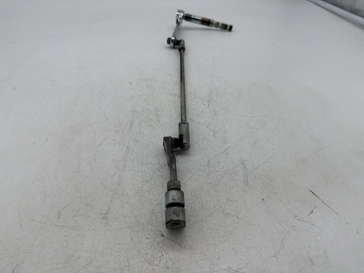 2014 Harley Electra Glide Touring Ultra OEM Gear Shifter Lever w/ Rod linkage