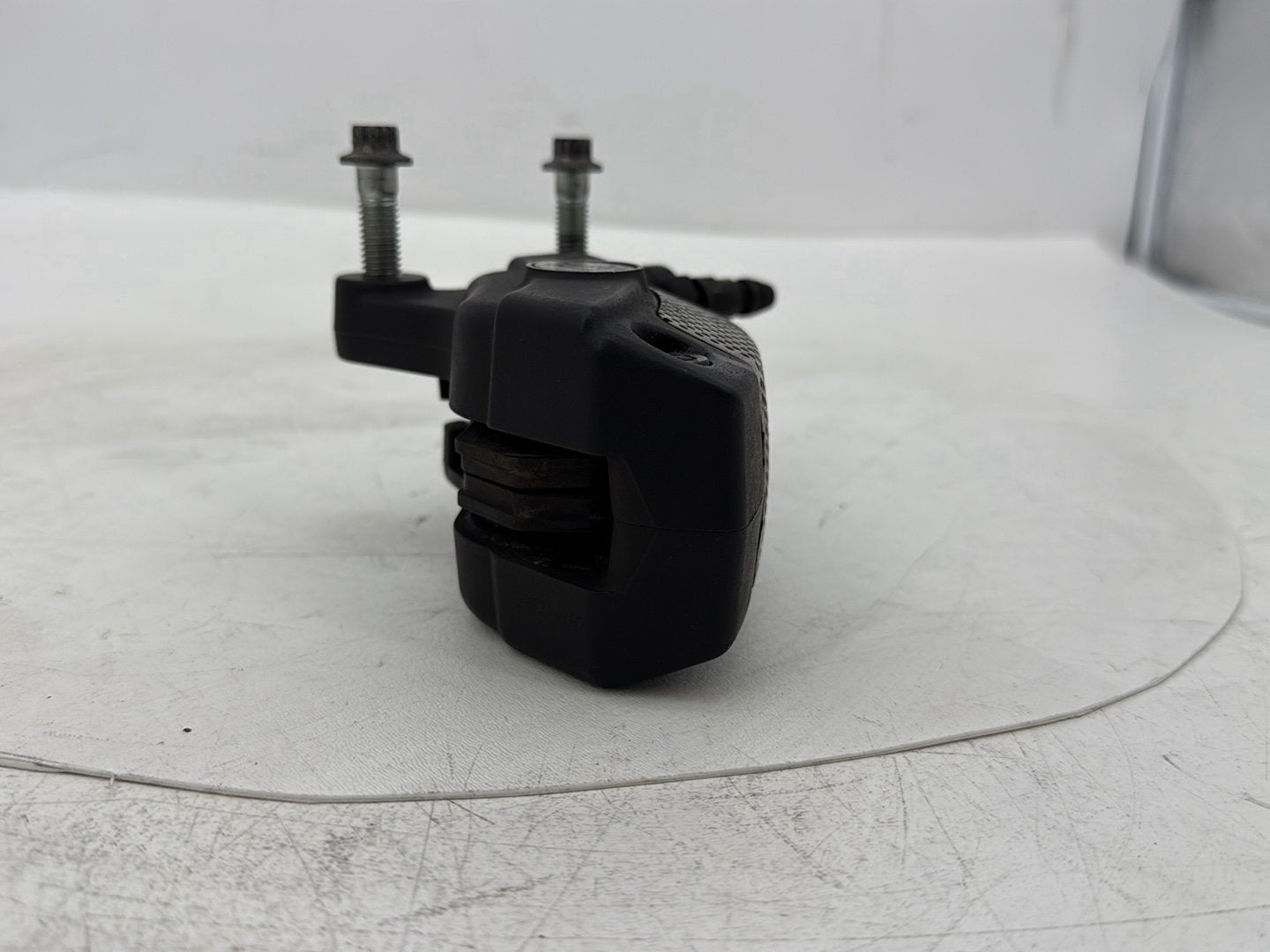 2008 Harley Electra Glide Touring Ultra FLHTCUI OEM Front Left 1 Brake Caliper